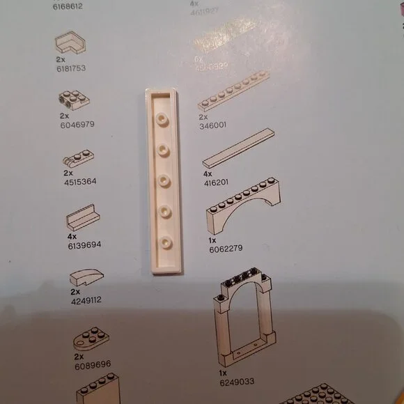 Disney Frozen Lego set 41168 - Picture 2 of 13